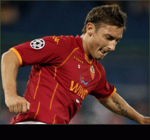 Roma captain Totti declares Scudetto tilt is on