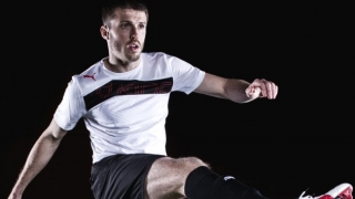 Carrick, Vidic boost Man Utd by agreeing new contracts