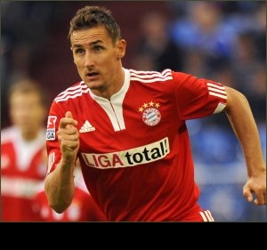 Real Madrid turn to Bayern Munich veteran Klose as striker stop-gap