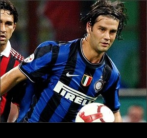 Maicon, Chivu steam into Inter Milan teammates after Roma shock