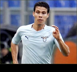 Inter Milan see Lazio ace Hernanes as Sneijder replacement