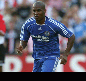 Ex-Chelsea winger Malouda surprised at FC Zurich release