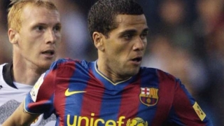 Man City make opening offer for Barcelona fullback Daniel Alves