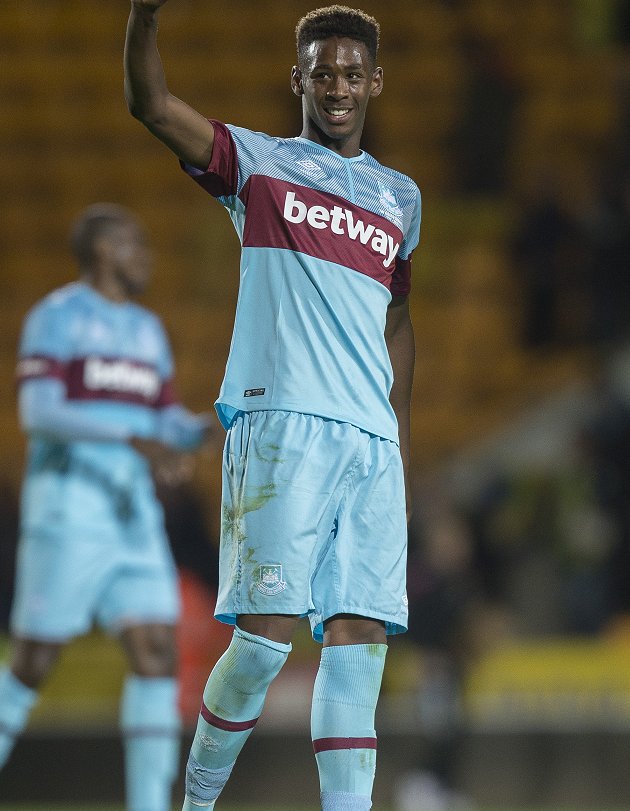 Arsenal, Man City circle West Ham for Reece Oxford