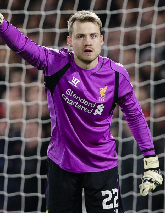 Simon Mignolet agrees new Liverpool contract