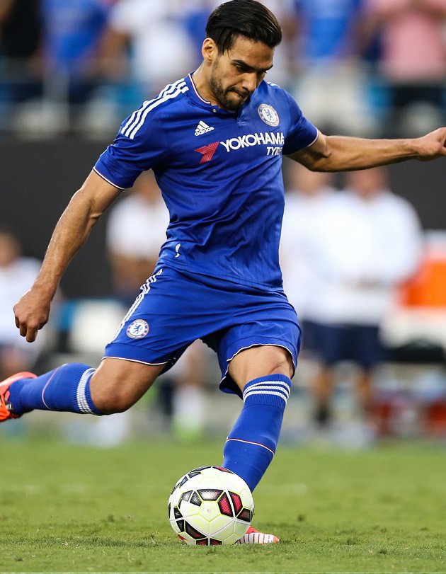 Fenerbahce table bid to Monaco for Chelsea striker Falcao