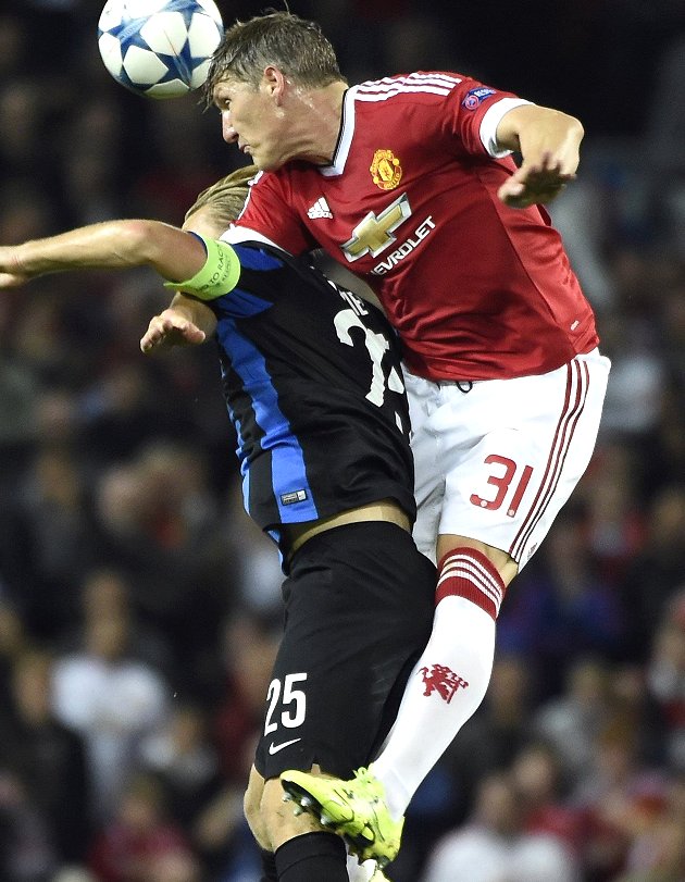 Low jumps to defence of underfire Man Utd midfielder Schweinsteiger