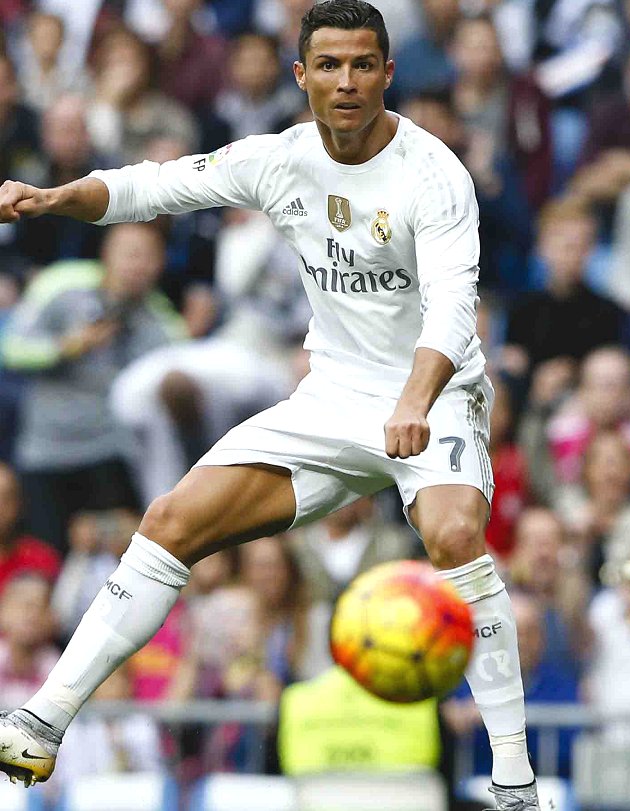 Real Madrid star Cristiano Ronaldo battling to be fit for Man City