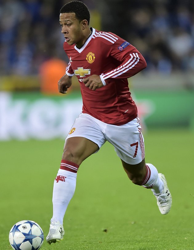 Man Utd chiefs unimpressed as Memphis rolls in with new £240,000 motor