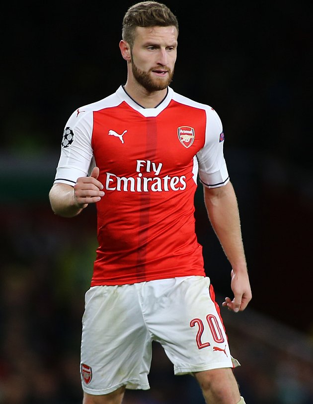 Father insists Arsenal want to keep hold of Mustafi