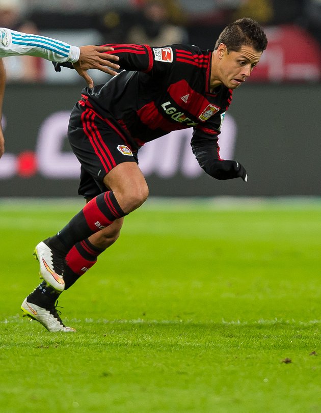 Bayer Leverkusen striker Chicharito hopes to face Man Utd in Europa League