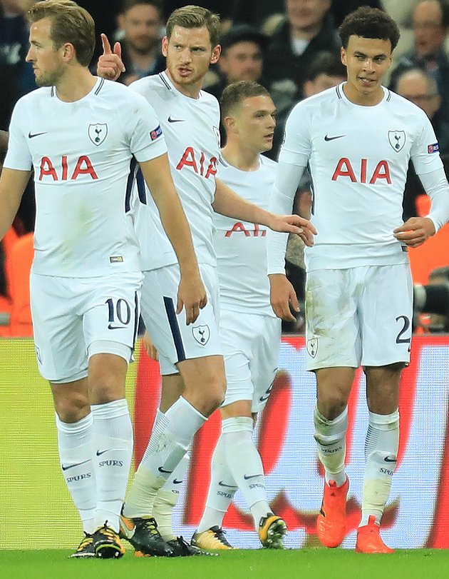 Tottenham fullback Davies: Top-four necessary for success