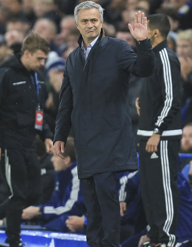 Neville: Mourinho looked like a Man Utd manager on Friday