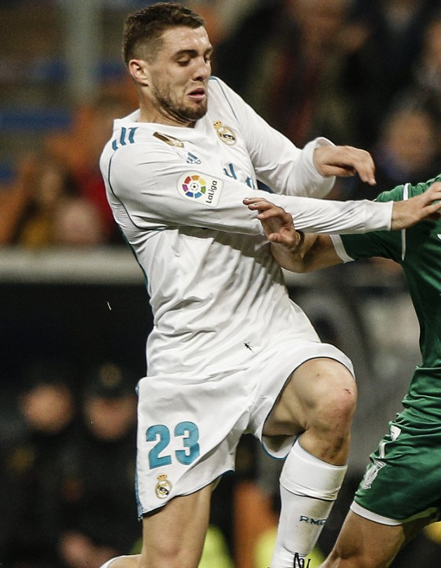 Real Madrid midfielder Kovacic set for Chelsea medical today