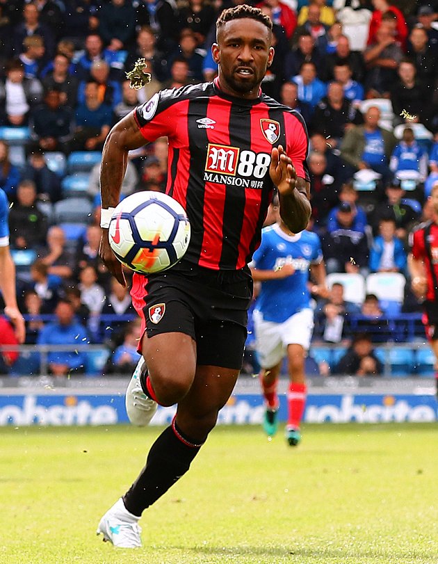 Bournemouth striker Defoe agrees to join Rangers