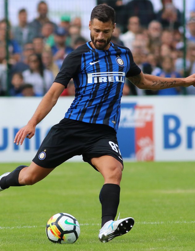 Inter Milan wing-back Antonio Candreva a target for West Ham