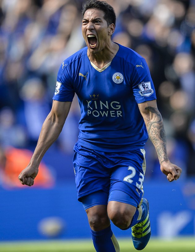 Leicester cast wide net for new striker signing