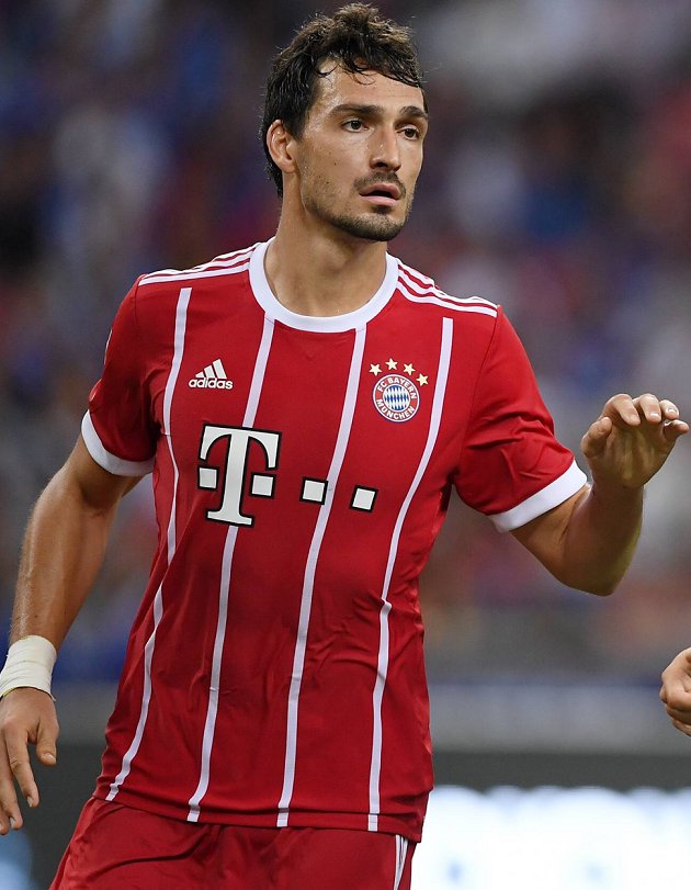 Bayern Munich deny Hummels in talks with Chelsea or Tottenham