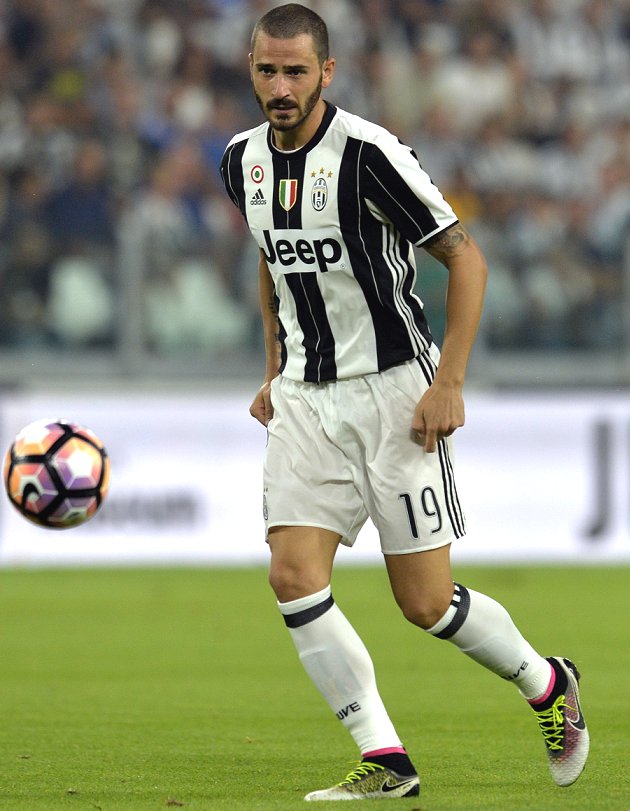 Juventus 'speaking for past month' with Bonucci about captaincy