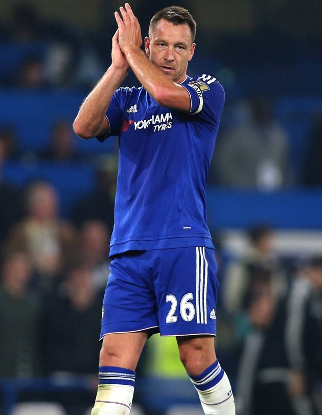 Terry forfeits £12m China deal to re-sign with Chelsea