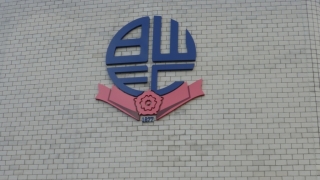 ​DONE DEAL: Bolton complete loan for Newcastle striker Armstrong