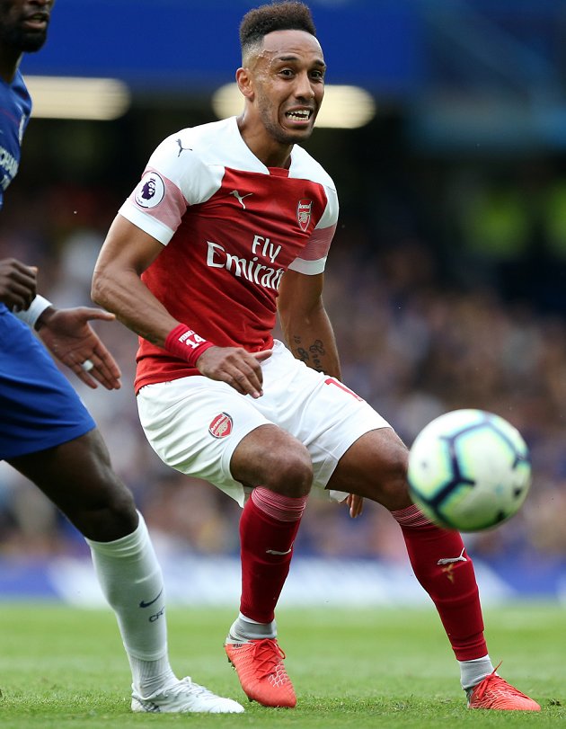 Arsenal boss Emery reveals Aubameyang position plans