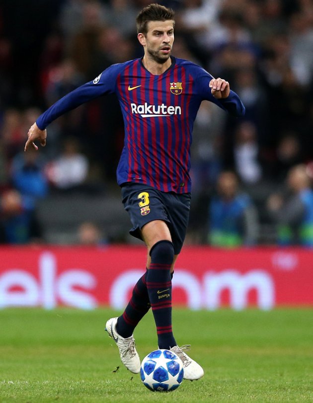 Barcelona defender Pique: Dembele needs to live and breath football
