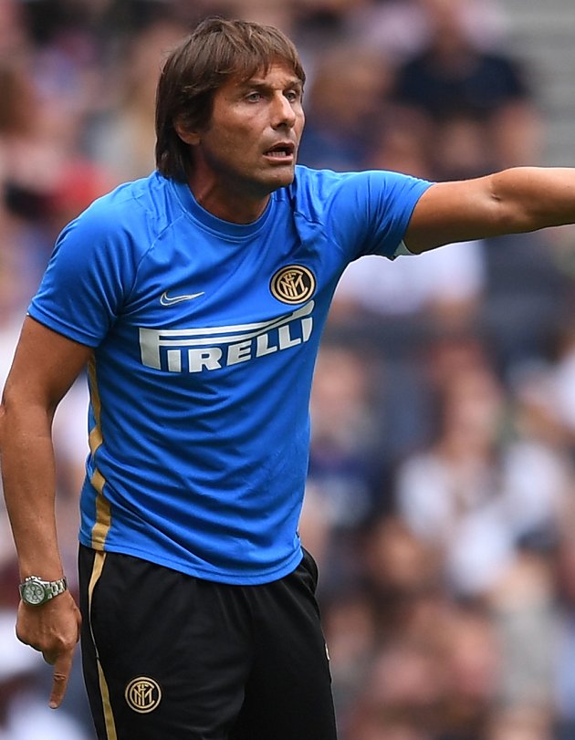 Inter Milan delay offering Emiliano Viviano contract