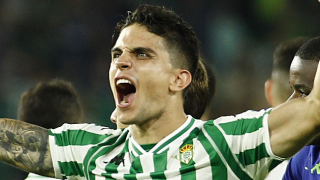 Agent of Real Betis defender Bartra reveals Roma interest