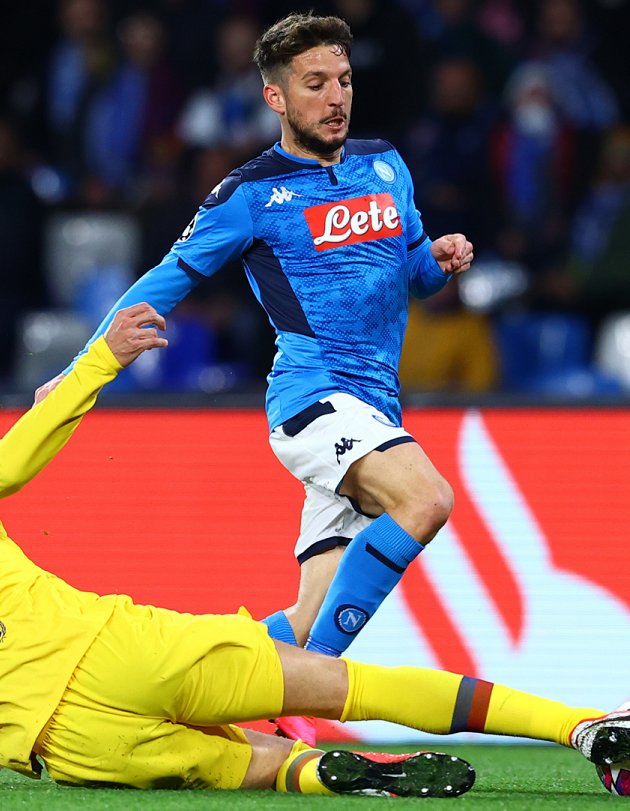 SNAPPED! Chelsea boss Lampard now in Mertens contact - on social media!