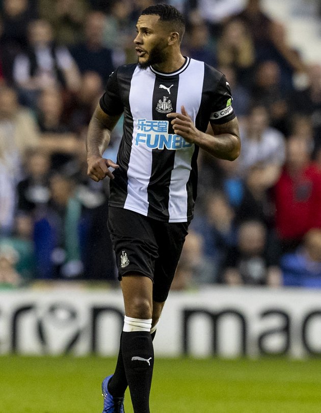 Shelvey: Newcastle captain Lascelles deserves everything coming his way