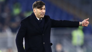 Roma coach Fonseca raps boo-boys: Pellegrini loves this club