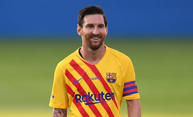 Tottenham contact Messi as Barcelona lawyers move to block PSG deal
