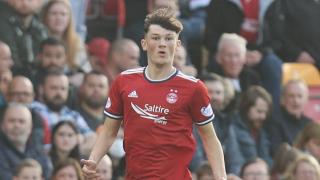 Liverpool on brink of signing of Aberdeen fullback Calvin Ramsay