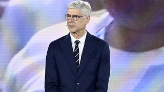 PSG make new approach to ex-Arsenal boss Wenger
