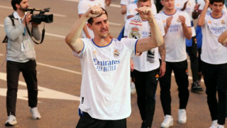 Real Madrid goalkeeper Courtois mocks Barcelona: After El Clasico they celebrated like they'd won title