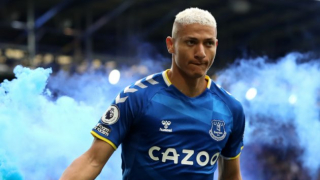 Everton striker Richarlison blasts Carragher: Wash your mouth before you talk about me and Everton!