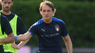 Italy coach Mancini blasts critics: Our players do not play for their clubs
