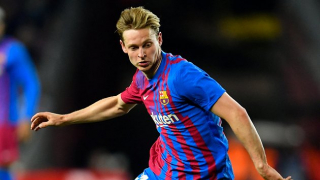 ​Barcelona star De Jong 'flattered' by Man Utd interest