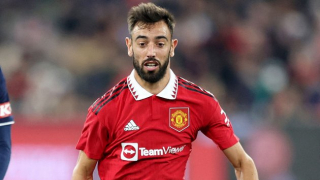 Man Utd ace Fernandes admits discussing Keizer with Ten Hag