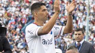 Watch: FC Nacional welcome home new signing Luis Suarez