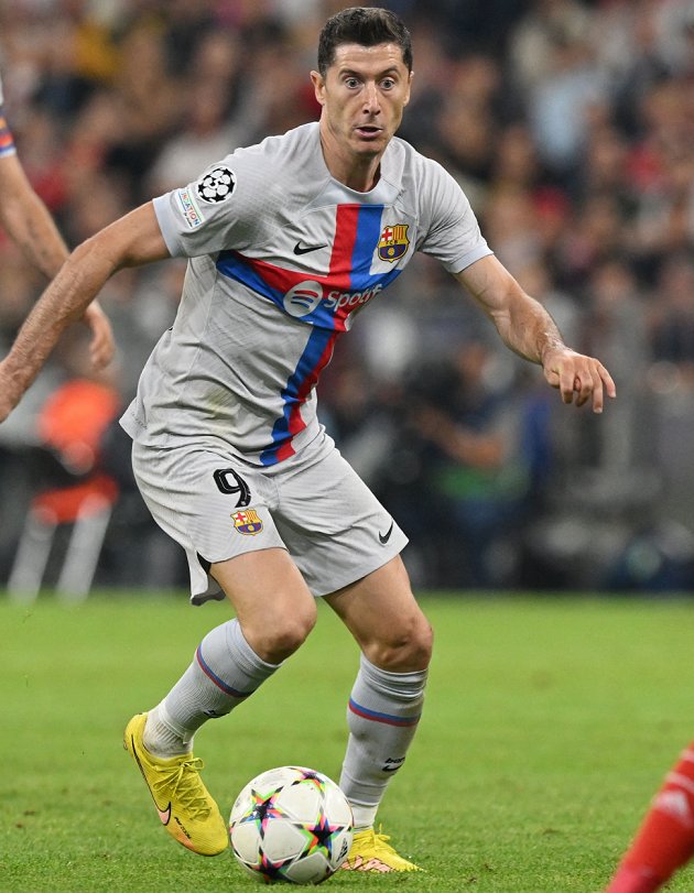 Lewandowski: I want to play with Messi at Barcelona