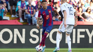 Newcastle watch as Barcelona plan Raphinha sale